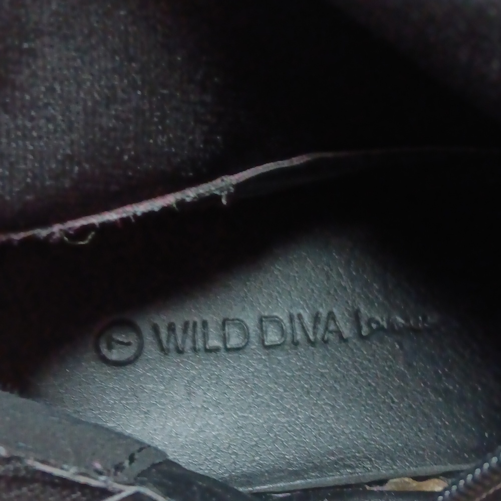 Wild Diva Women's Black Faux Suede Over-the-Knee Boots Size 7 - Picture 8 of 11